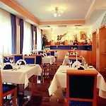 Altstadthotel 3*
