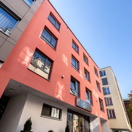 Altstadthotel Szálloda 3*