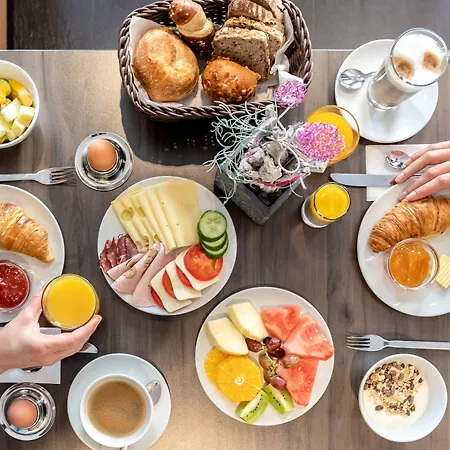 奥斯塔德特特酒店 因戈尔施塔特