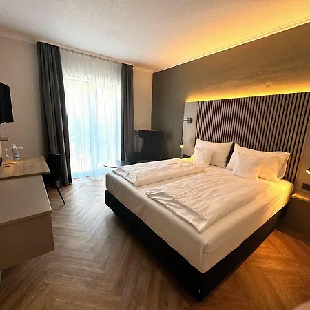 Hotel Altstadthotel 3*