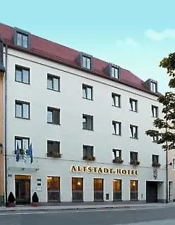 Altstadthotel فندق