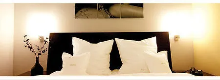 Altstadthotel فندق إنغولشتات