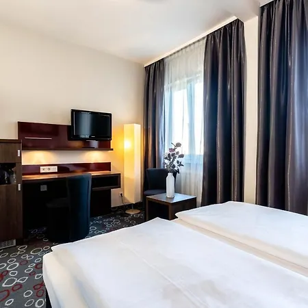 Altstadthotel Szálloda 3*