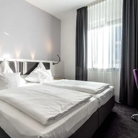 Altstadthotel Szálloda 3*