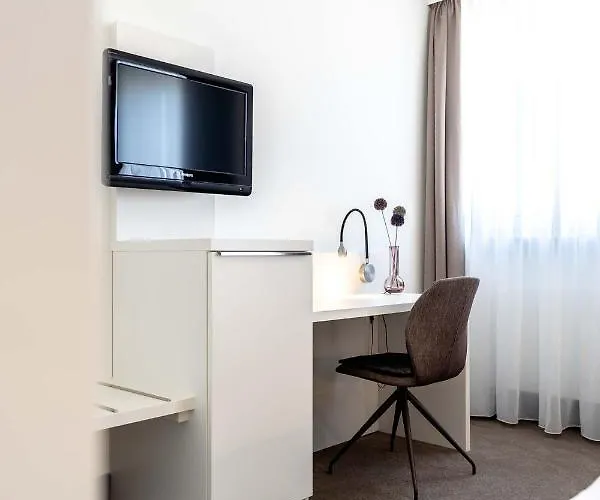 Altstadthotel Hotel 3*